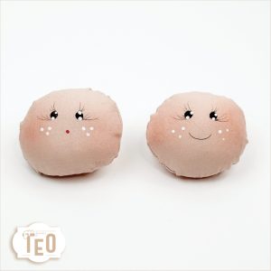 Viso in Tessuto Dipinto a Mano